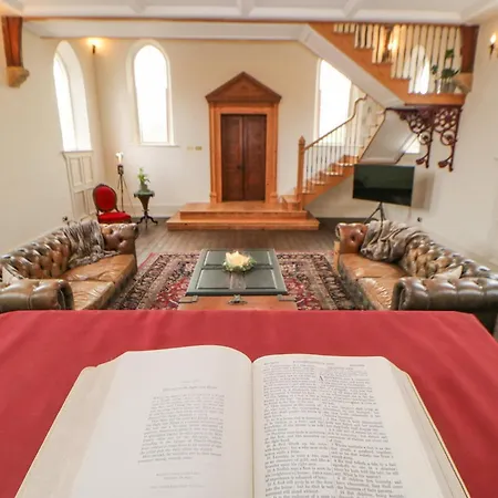 Leeming Methodist Church فندق *